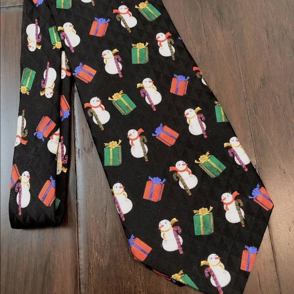 Santa’s Dream silk snowman Tie